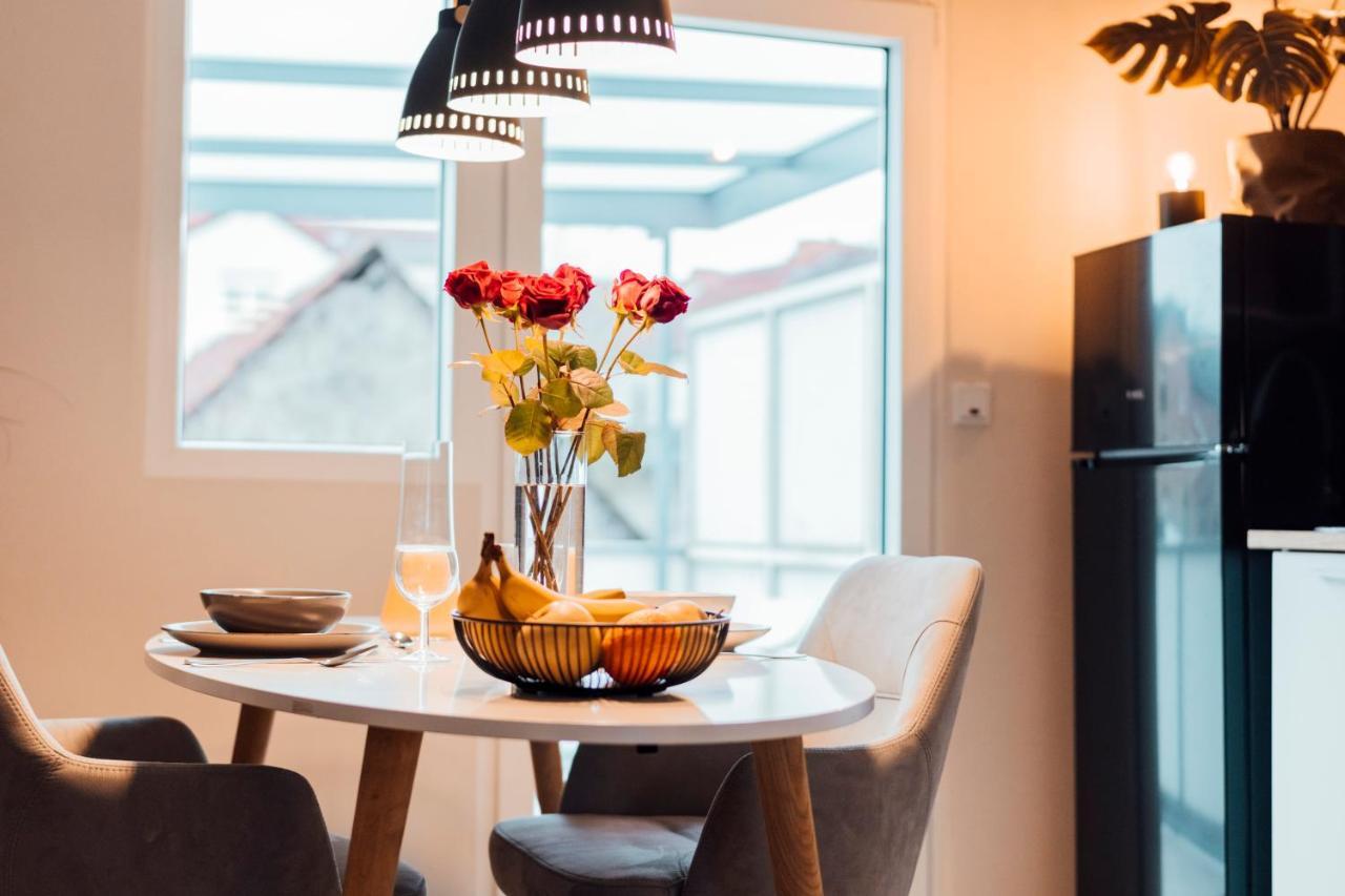 Stay At Smilla - Boutique Apartments Mit Kueche - Parken - Klima - Netflix - Waschmaschine Wiesbaden Exterior foto