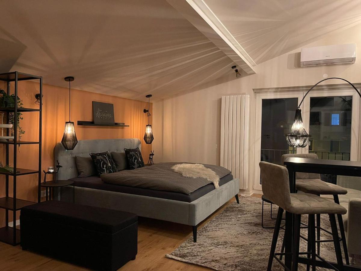 Stay At Smilla - Boutique Apartments Mit Kueche - Parken - Klima - Netflix - Waschmaschine Wiesbaden Exterior foto