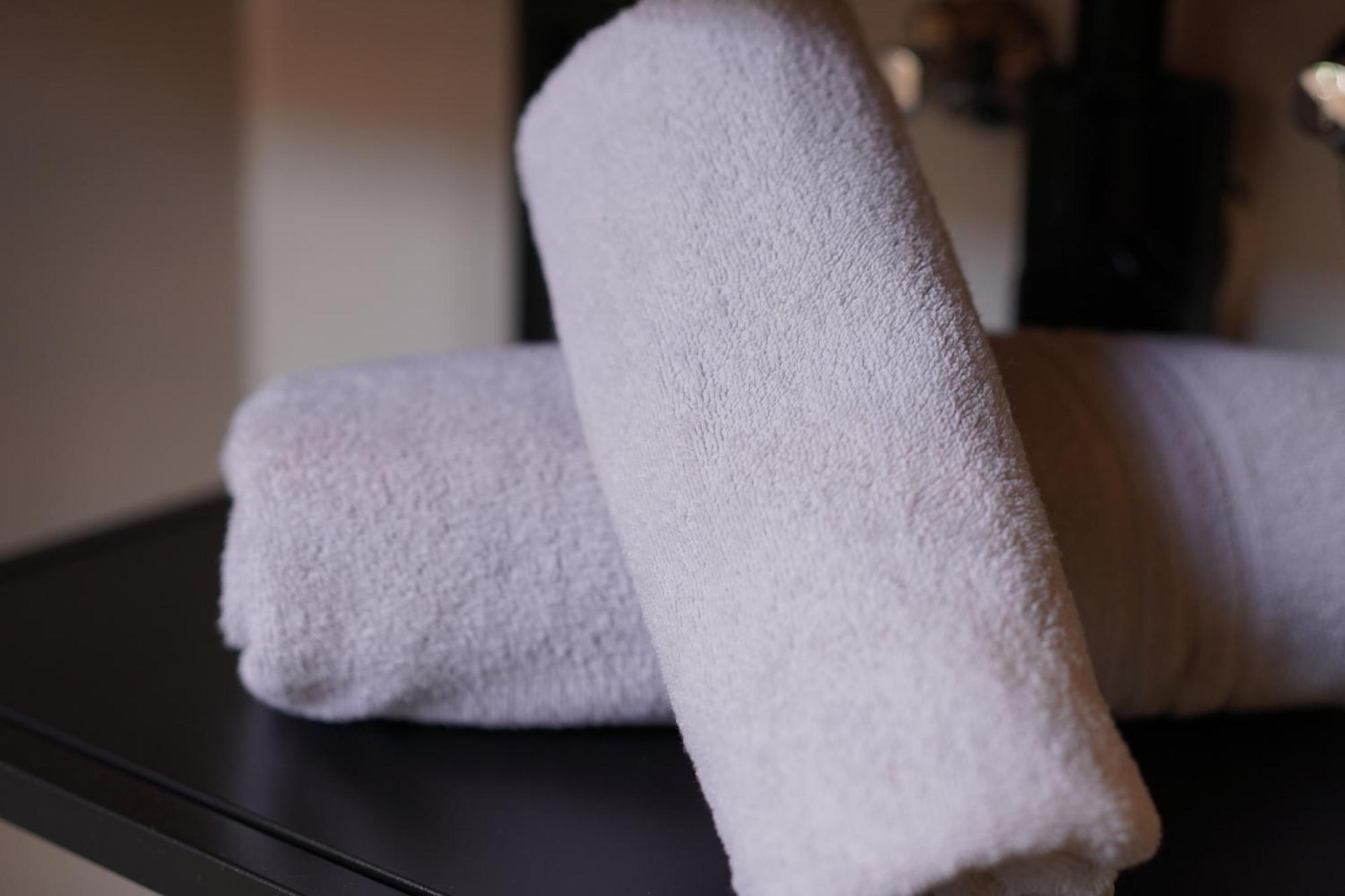 Stay At Smilla - Boutique Apartments Mit Kueche - Parken - Klima - Netflix - Waschmaschine Wiesbaden Habitación foto